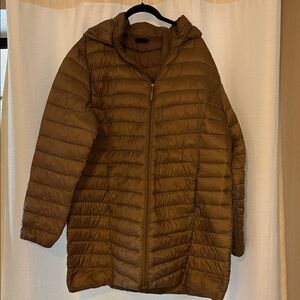 Women's Hooded Puffer Jacket in Brown
